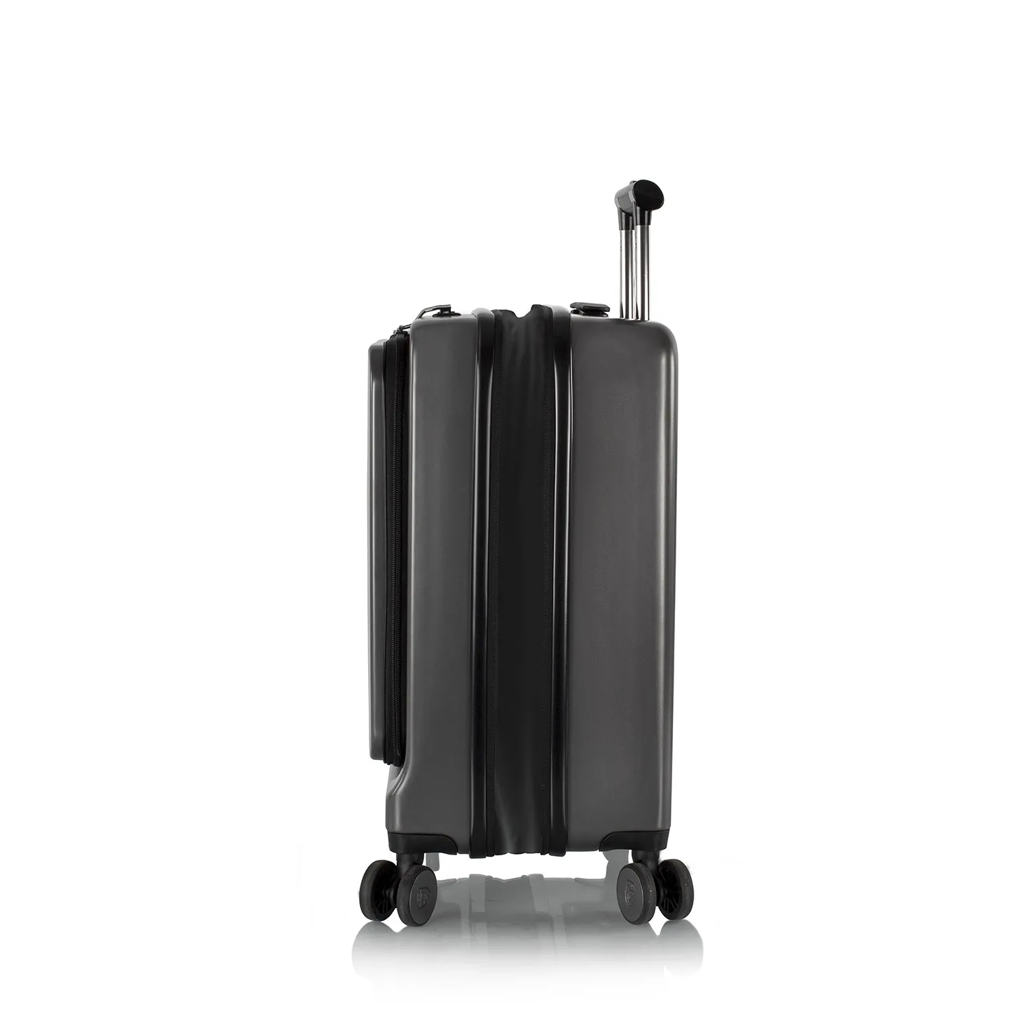 Hatch 21" Carry-On Luggage