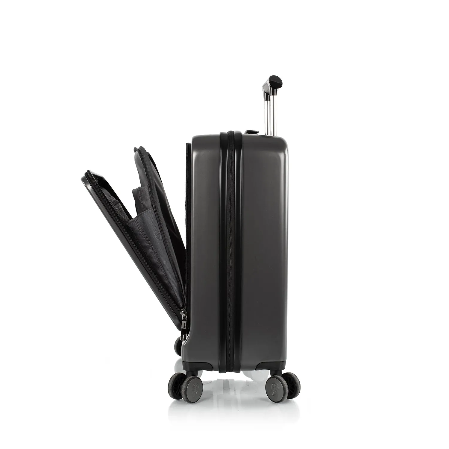 Hatch 21" Carry-On Luggage