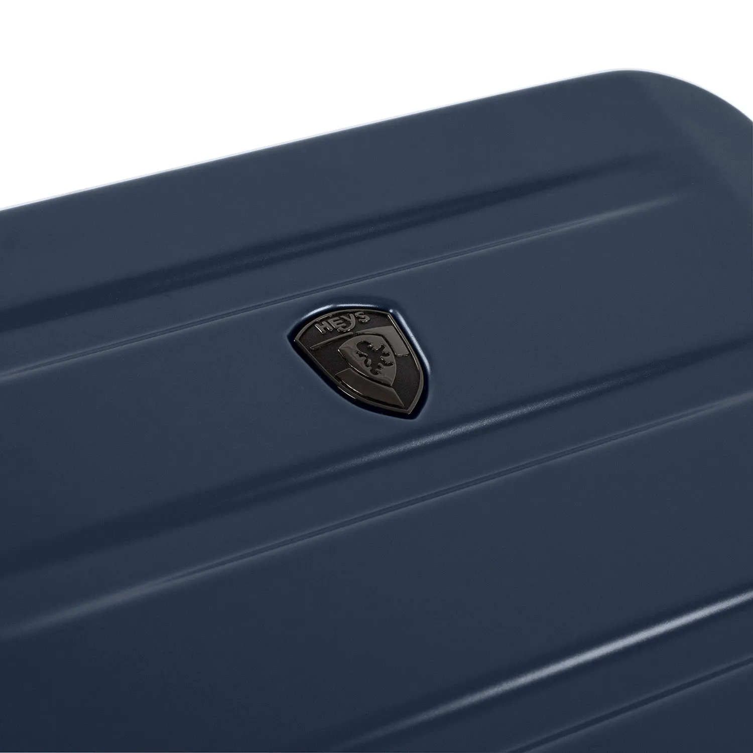 Hatch 21" Carry-On Luggage