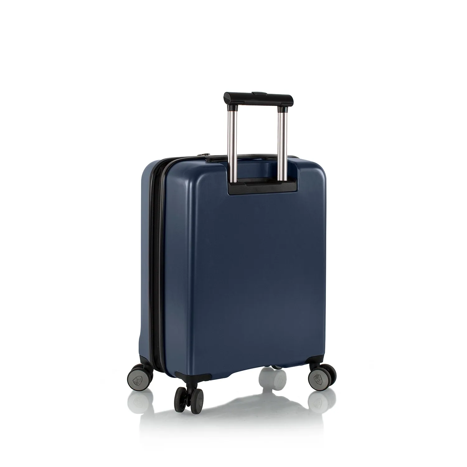 Hatch 21" Carry-On Luggage