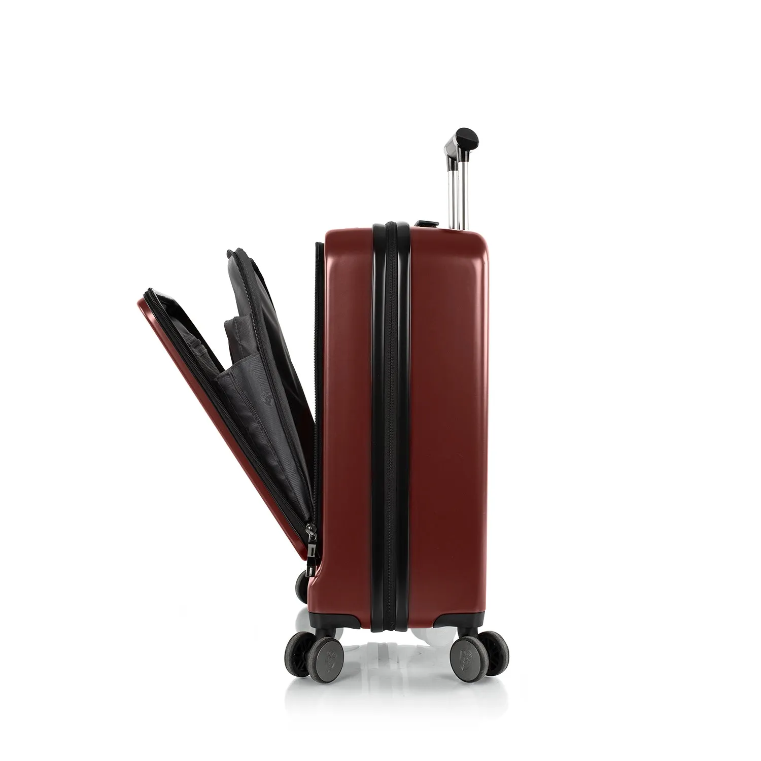 Hatch 21" Carry-On Luggage