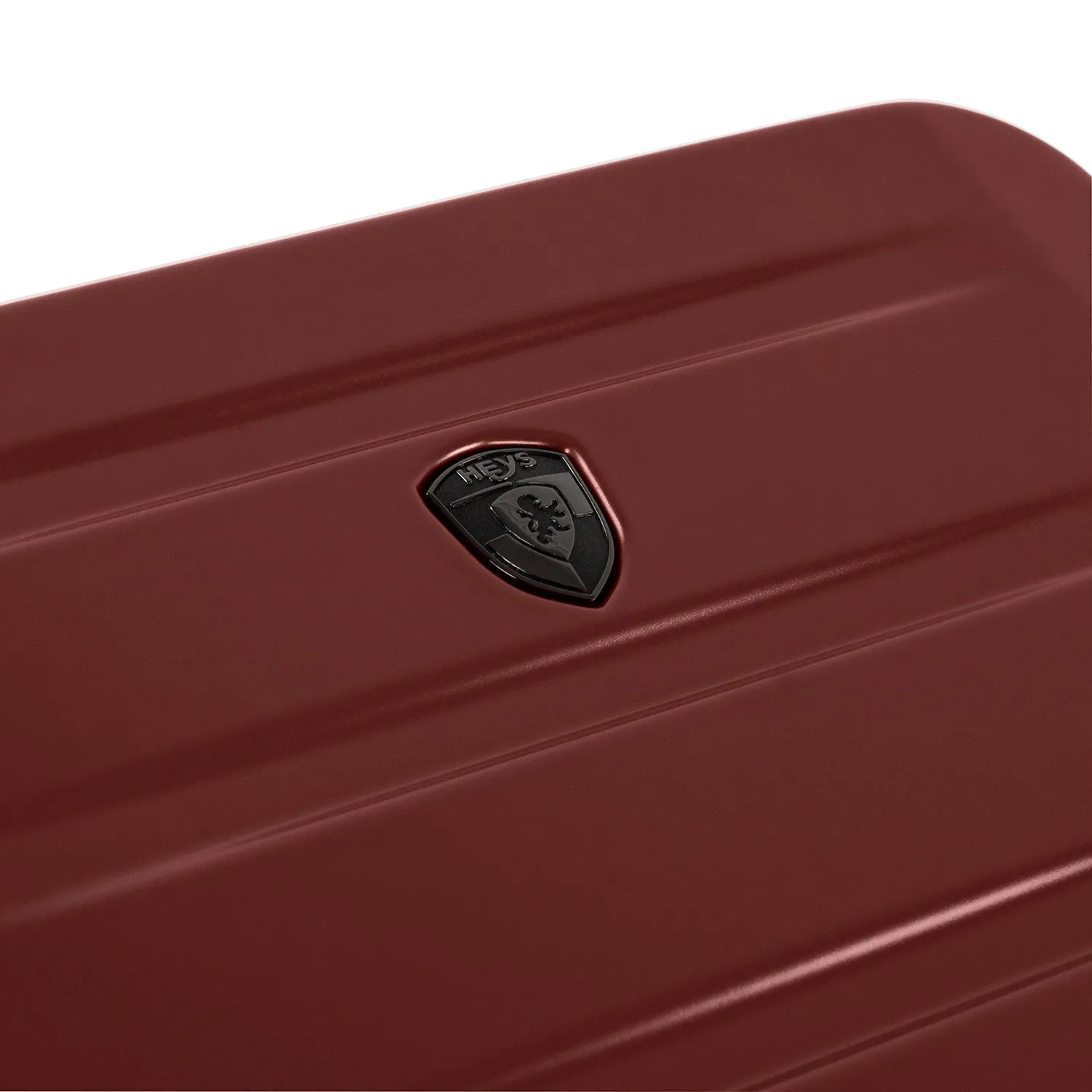 Hatch 21" Carry-On Luggage